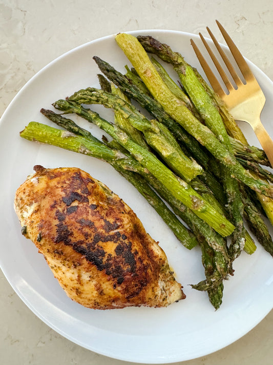 Creamy Spinach-Stuffed Chicken Breasts